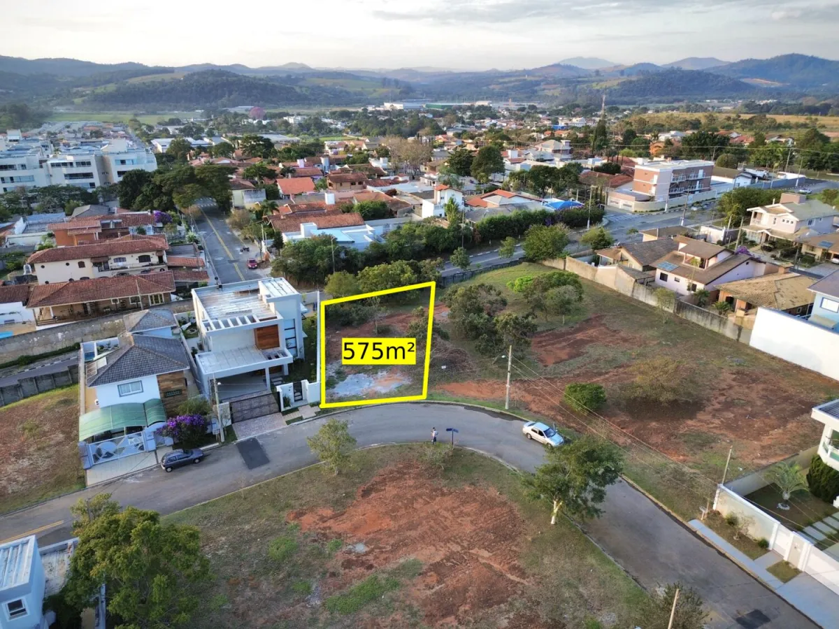 Terreno plano de 575m² na Quadra dos Príncipes, Atibaia
