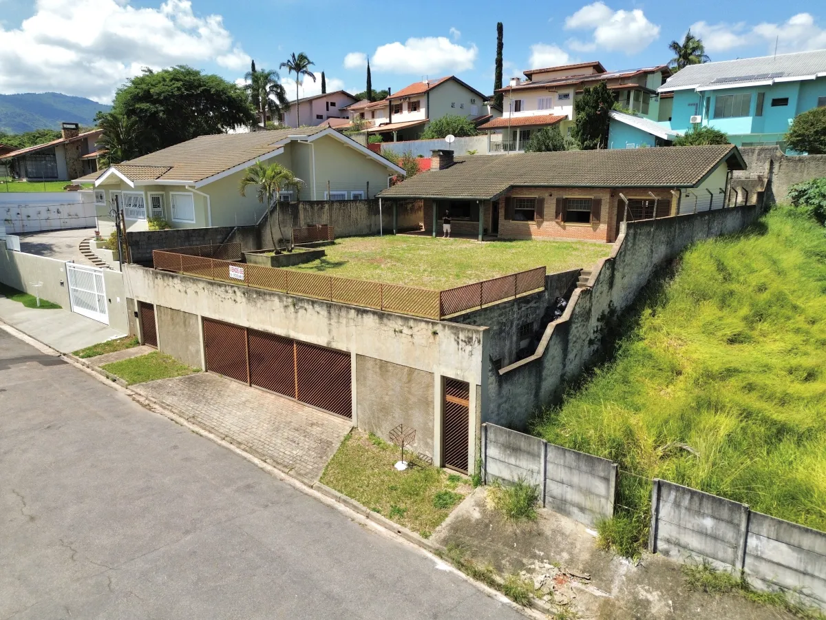 Casa com 3 quartos na Nova Gardênia, Atibaia