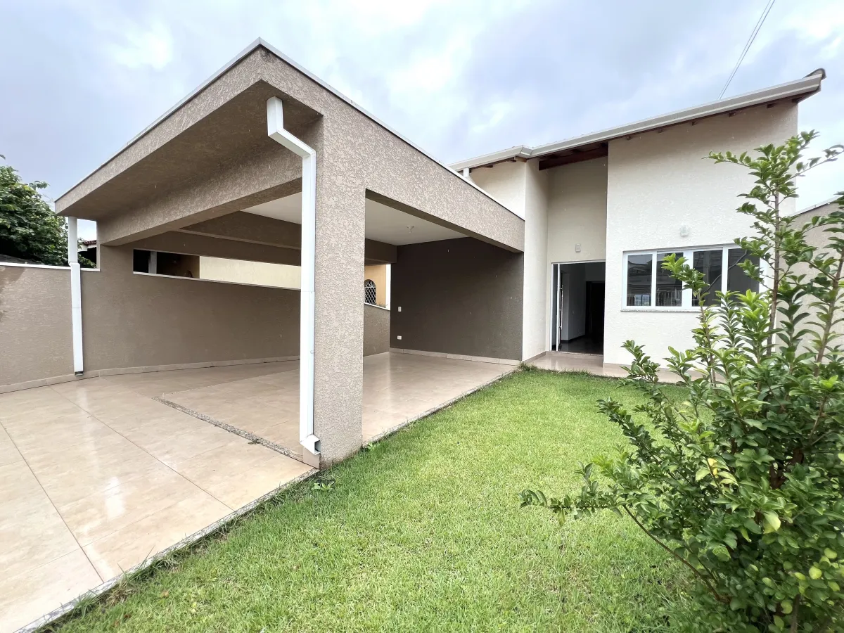 Casa 3 Dorm no Jardim do Lago em Atibaia